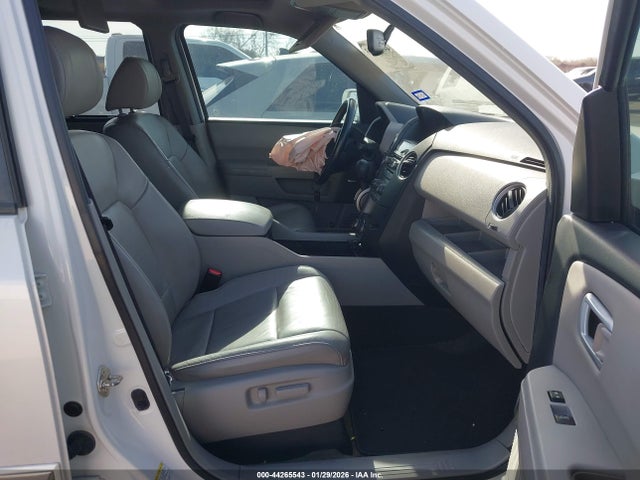 Honda Pilot Touring 2014 5FNYF4H97EB021139 Image 5