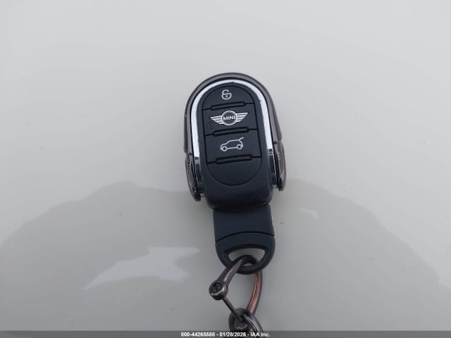 WMWXU3C5XG2D27581 Mini Hardtop Cooper S