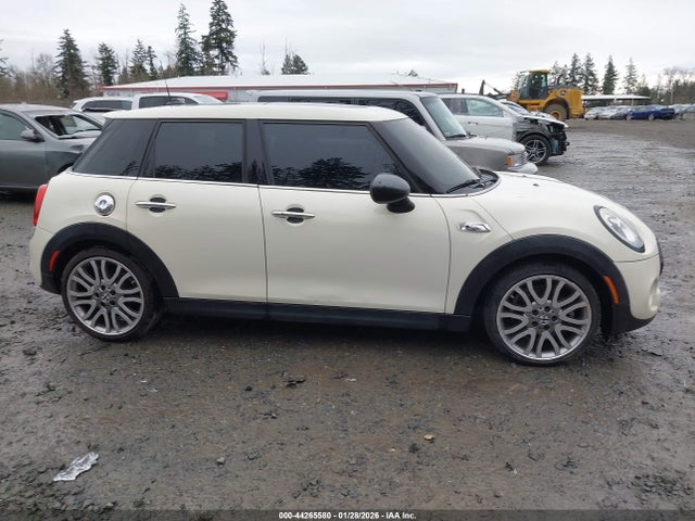 WMWXU3C5XG2D27581 Mini Hardtop Cooper S