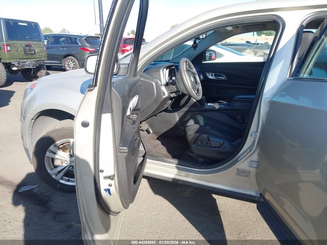 1GNALBEKXGZ105272 Chevrolet EQUINOX LS