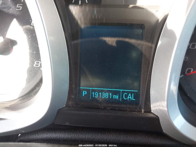 1GNALBEKXGZ105272 Chevrolet EQUINOX LS