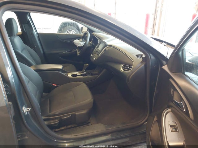 Продажа на аукционе авто 2017 Chevrolet Malibu Ls, vin: 1G1ZB5ST8HF103738, номер лота: 44265600
