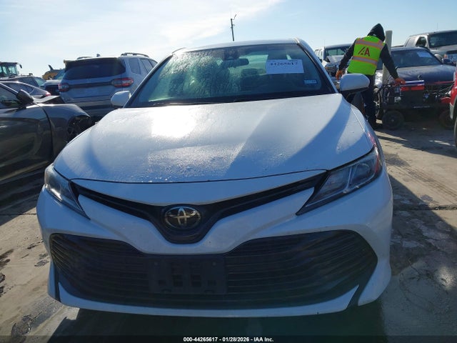 4T1B11HK7JU073146 Toyota CAMRY LE