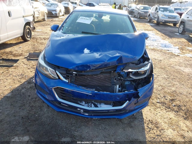 3G1BE6SM6HS570353 Chevrolet Cruze Lt Auto