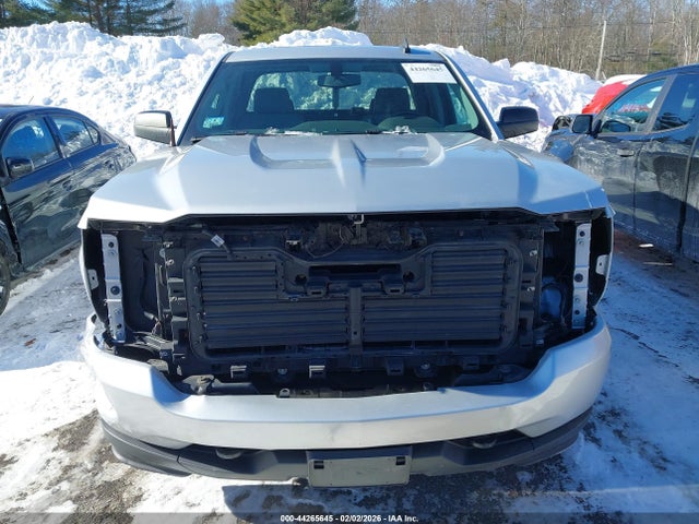 1GCVKPEC0HZ179529 Chevrolet Silverado 1500 Custom