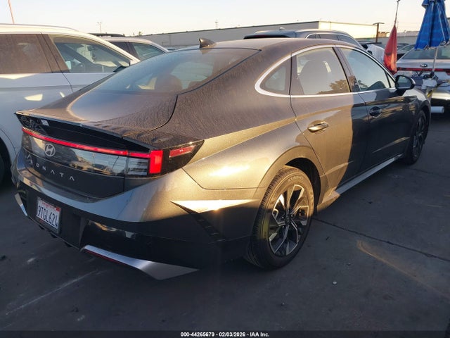 KMHL64JA3SA482451 Hyundai SONATA SEL
