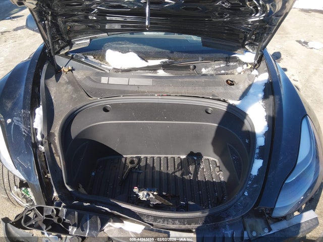 2023 Tesla Model 3 Long Range Dual Motor All-wheel Drive მანქანა იყიდება აუქციონზე, vin: 5YJ3E1EB3PF684665, აუქციონის ნომერი: 44265699