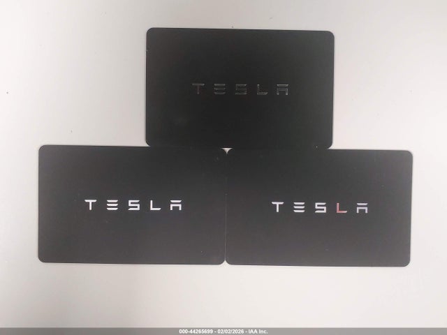 2023 Tesla Model 3 Long Range Dual Motor All-wheel Drive მანქანა იყიდება აუქციონზე, vin: 5YJ3E1EB3PF684665, აუქციონის ნომერი: 44265699