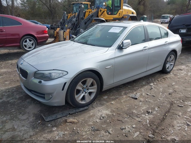 2011 BMW 528I WBAFR1C56BDS36156 Photo 1