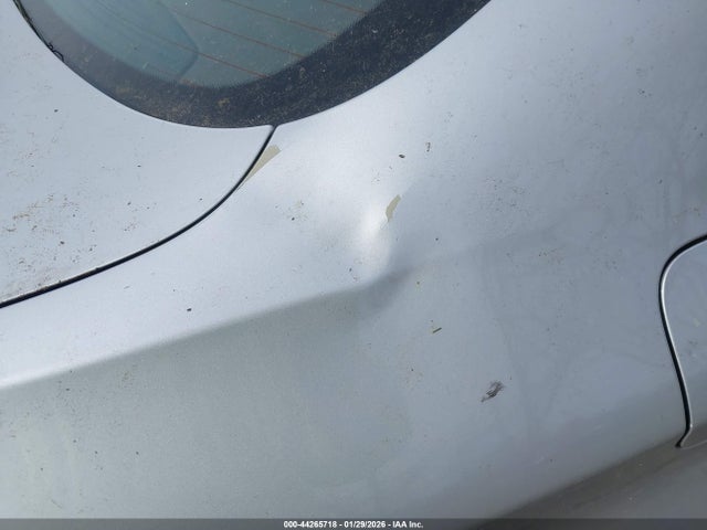 2011 BMW 528I WBAFR1C56BDS36156 Photo 5