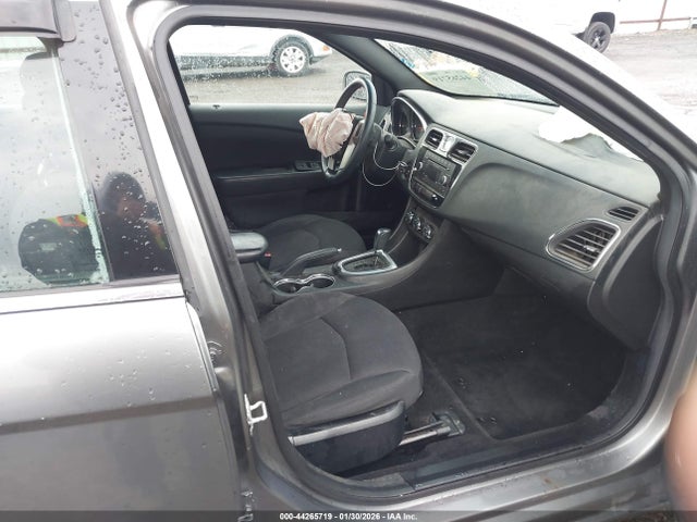 Aukcja sprzedaży 2013 Chrysler 200 Touring, vin: 1C3CCBBB7DN762611, numer aukcji: 44265719