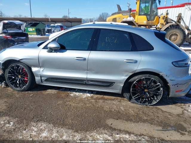 Auction sale of the 2022 Porsche Macan Gts, vin: WP1AF2A58NLB31920, lot number: 44265732