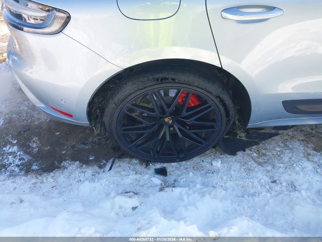 Auction sale of the 2022 Porsche Macan Gts, vin: WP1AF2A58NLB31920, lot number: 44265732