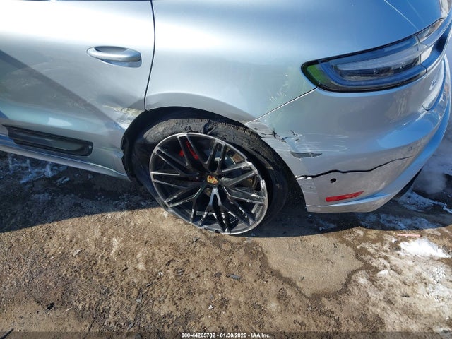 Auction sale of the 2022 Porsche Macan Gts, vin: WP1AF2A58NLB31920, lot number: 44265732