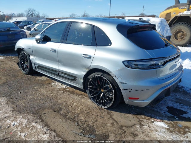 Auction sale of the 2022 Porsche Macan Gts, vin: WP1AF2A58NLB31920, lot number: 44265732