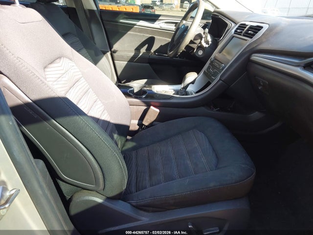 Продажа на аукционе авто 2016 Ford Fusion Se, vin: 3FA6P0H76GR215633, номер лота: 44265757