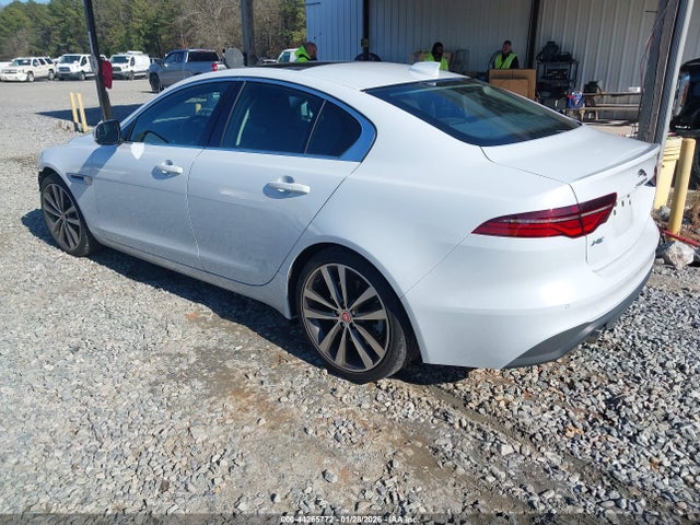 2020 JAGUAR XE SAJAE4FX0LCP56286 Photo 2