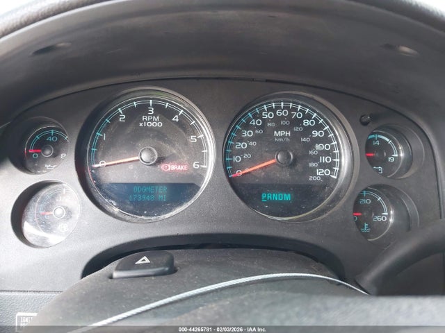 2011 CHEVROLET SUBURBAN 1GNSKJE30BR374934 Photo 6