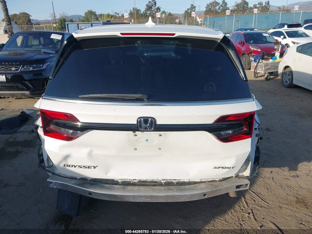 5FNRL6H72RB069032 Honda Odyssey Sport