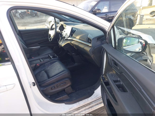5FNRL6H72RB069032 Honda Odyssey Sport