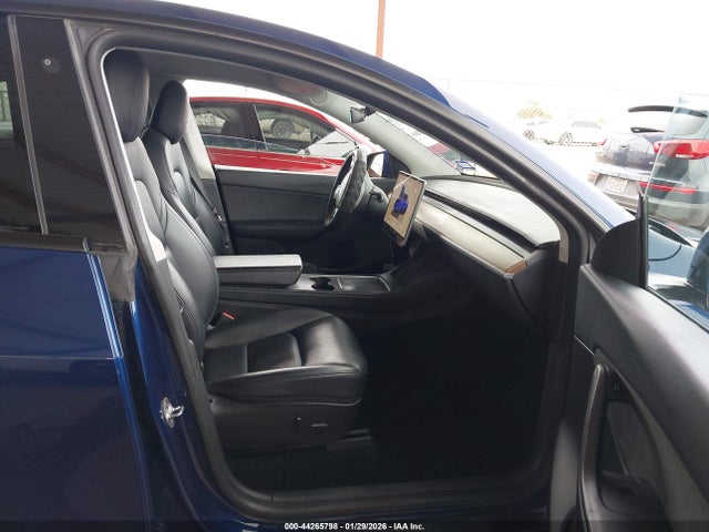 2022 TESLA MODEL Y 7SAYGDEE4NF414095 Photo 4