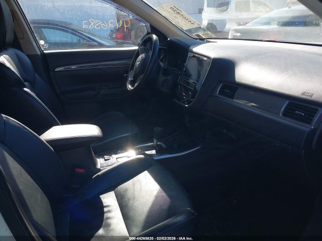 2019 MITSUBISHI OUTLANDER JA4AZ3A37KZ026687 Photo 4