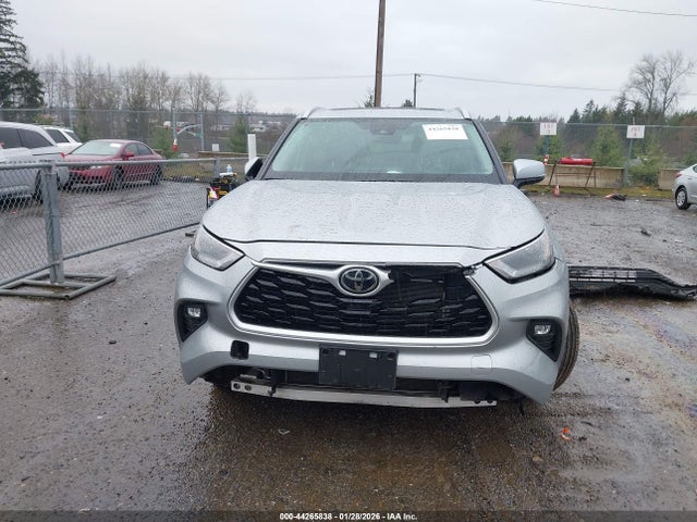 5TDGZRBH3NS178386 Toyota Highlander Xle