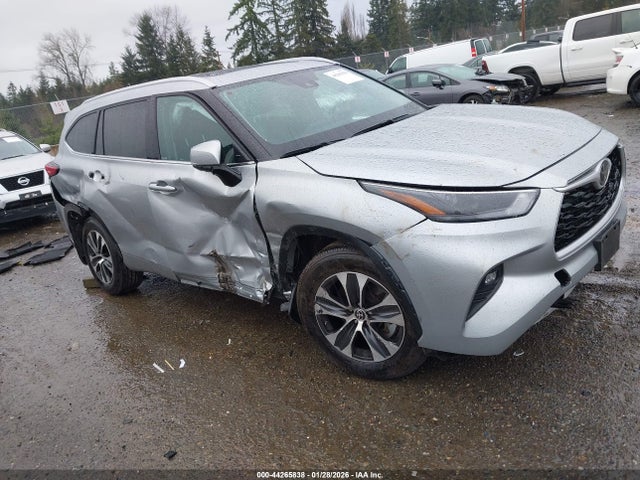 5TDGZRBH3NS178386 Toyota Highlander Xle