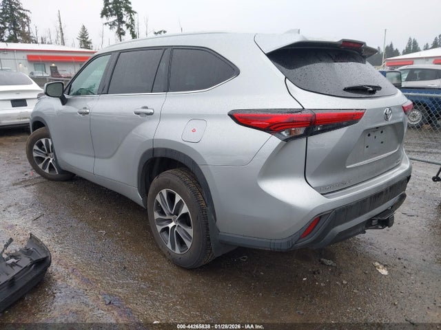 5TDGZRBH3NS178386 Toyota Highlander Xle