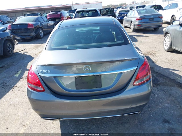 Aukcja sprzedaży 2018 Mercedes-benz C 300, vin: WDDWF4JBXJR333681, numer aukcji: 44265844