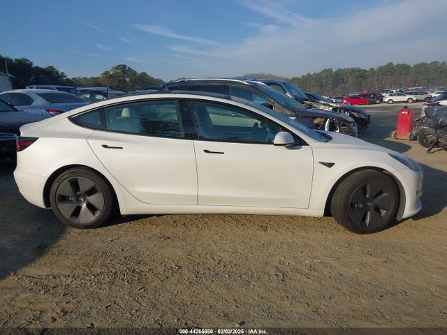 44265850 :رقم المزاد ، 5YJ3E1EA9MF026318 vin ، 2021 Tesla Model 3 Standard Range Plus Rear-wheel Drive مزاد بيع
