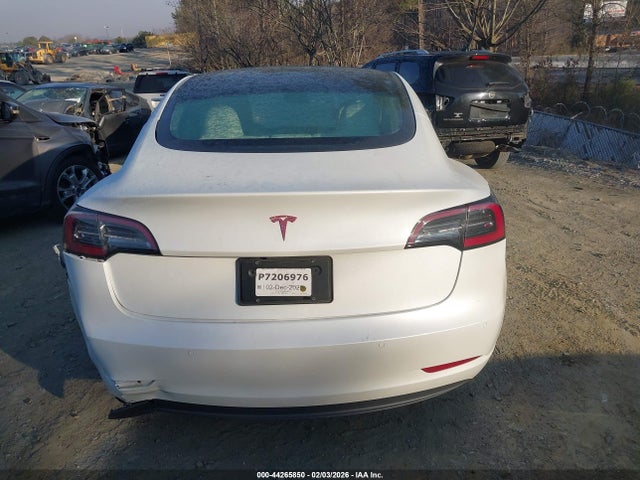 44265850 :رقم المزاد ، 5YJ3E1EA9MF026318 vin ، 2021 Tesla Model 3 Standard Range Plus Rear-wheel Drive مزاد بيع