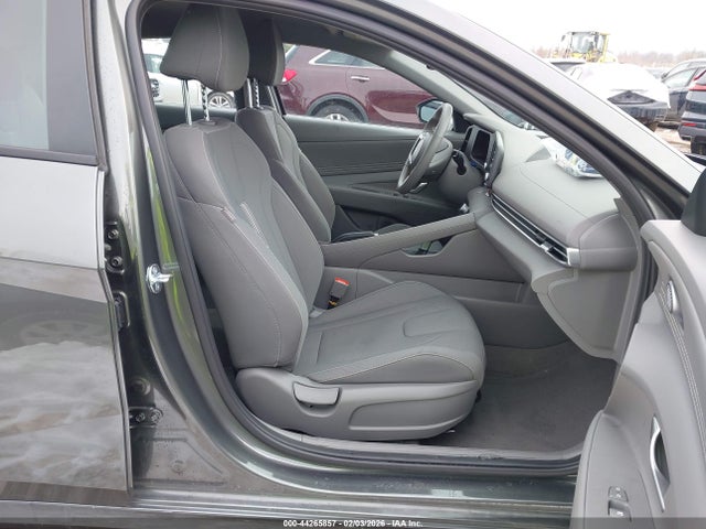 2025 Hyundai Elantra Sel Sport მანქანა იყიდება აუქციონზე, vin: KMHLM4DG9SU064609, აუქციონის ნომერი: 44265857