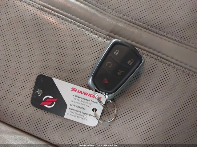 44265903 :رقم المزاد ، 3GYFNEE35GS568625 vin ، 2016 Cadillac Srx Luxury Collection مزاد بيع