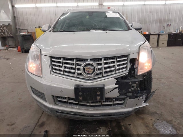 44265903 :رقم المزاد ، 3GYFNEE35GS568625 vin ، 2016 Cadillac Srx Luxury Collection مزاد بيع