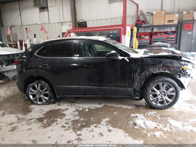 Продаж на аукціоні авто 2022 Mazda Cx-30 Premium, vin: 3MVDMBDL7NM447112, номер лоту: 44265906