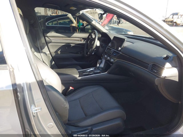 1HGCV1F38MA031441 Honda Accord Sport