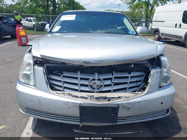 2011 CADILLAC DTS 1G6KH5E64BU150252 Photo 5