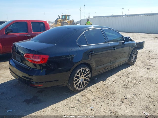 3VW2K7AJ7FM424264 Volkswagen Jetta 2.0l S