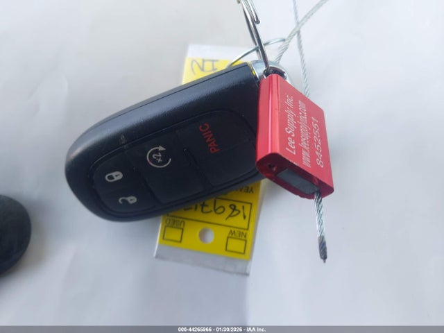 Продажа на аукционе авто 2021 Jeep Cherokee Latitude Plus Fwd, vin: 1C4PJLLB3MD174203, номер лота: 44265966
