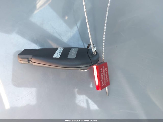 1C4PJMAB1GW117001 Jeep Cherokee Sport