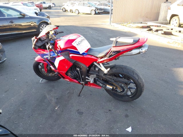 Honda Cbr600 Rr 2024 JH2PC40H4RK100047 Image 13