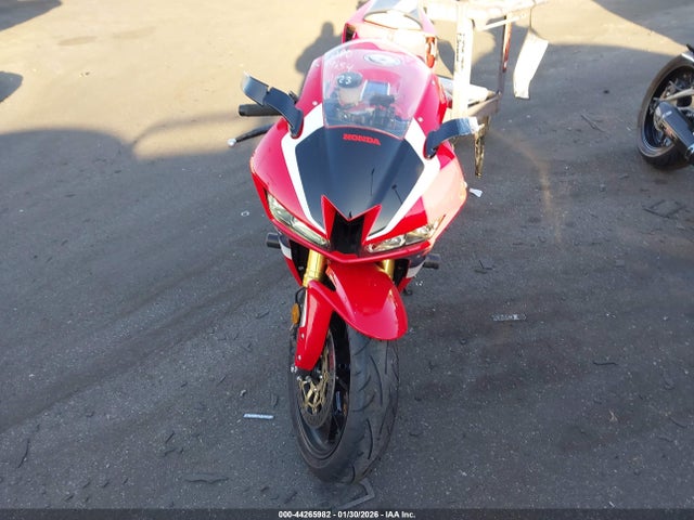 Honda Cbr600 Rr 2024 JH2PC40H4RK100047 Image 5