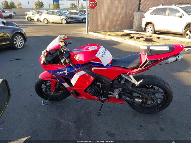Honda Cbr600 Rr 2024 JH2PC40H4RK100047 Image 9