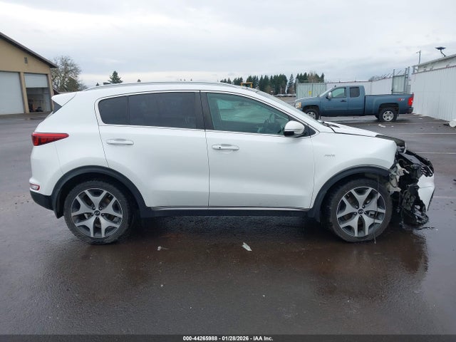 Продажа на аукционе авто 2017 Kia Sportage Sx Turbo, vin: KNDPRCA62H7096015, номер лота: 44265988