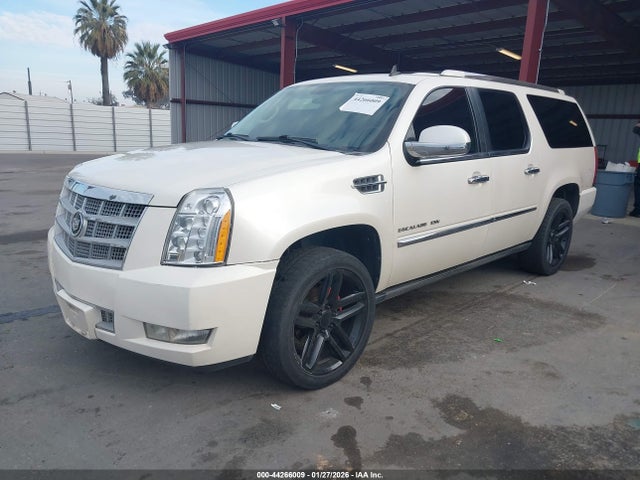 2012 CADILLAC ESCALADE ESV 1GYS3KEF2CR113967 Photo 1