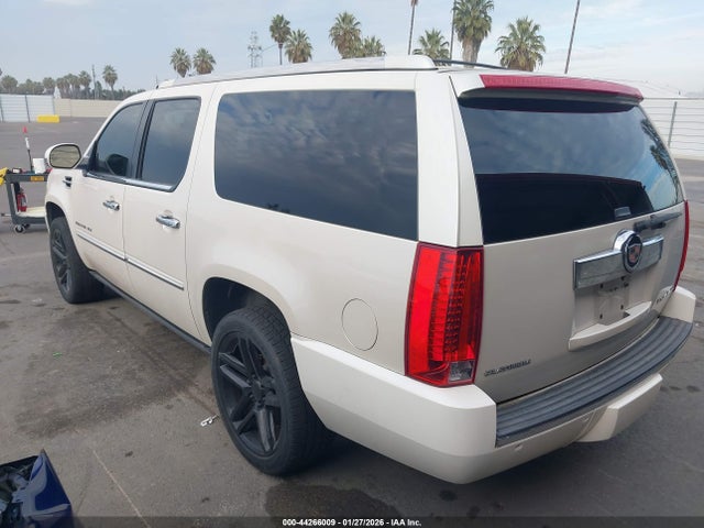 2012 CADILLAC ESCALADE ESV 1GYS3KEF2CR113967 Photo 2