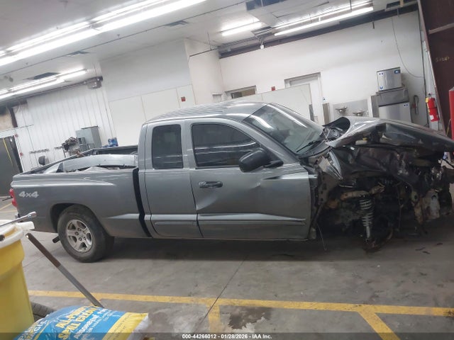 Продажа на аукционе авто 2005 Dodge Dakota Slt, vin: 1D7HW42N45S200138, номер лота: 44266012