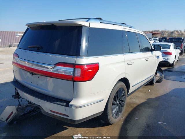 5LMJJ2LT7LEL19043 Lincoln Navigator Reserve