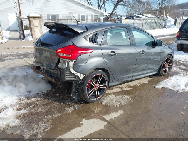 2015 FORD FOCUS ST 1FADP3L99FL311271 Photo 3